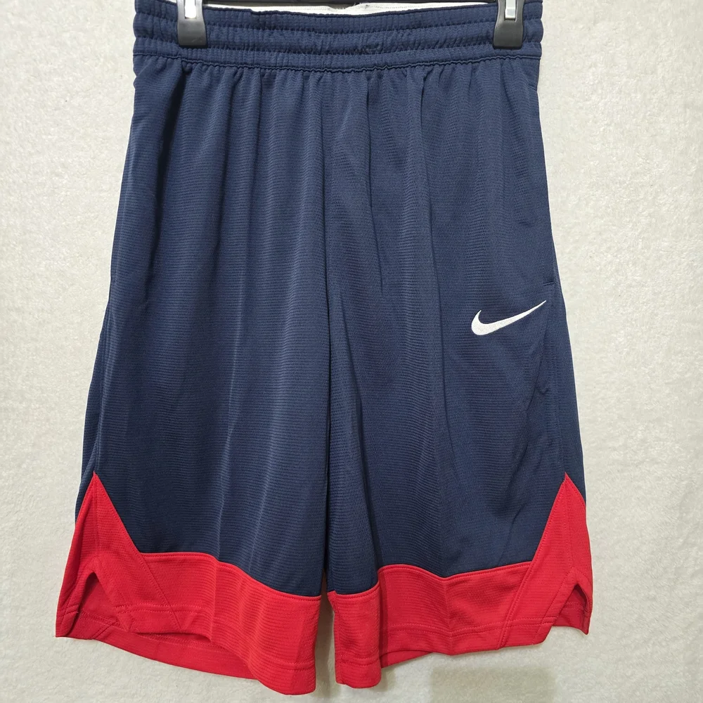 Nike Men's Athletic Shorts in Navy and Red - Picture 2 of 10